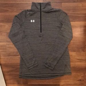 Women’s Under Armour 1/4 Zip Small